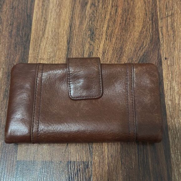 Fossil Brown Leather Wallet - Picture 3 of 8